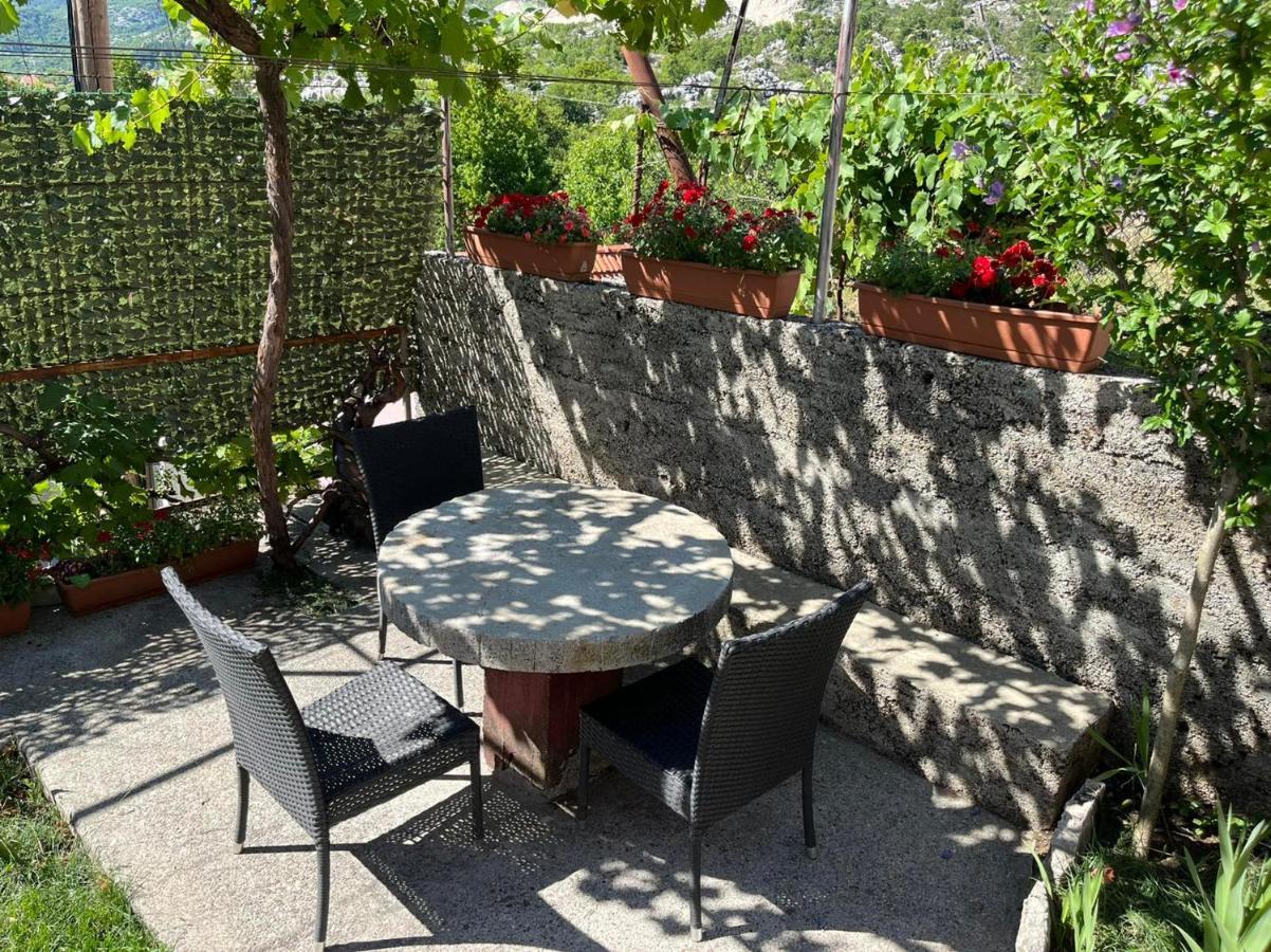 Una Apartment Cetinje Esterno foto