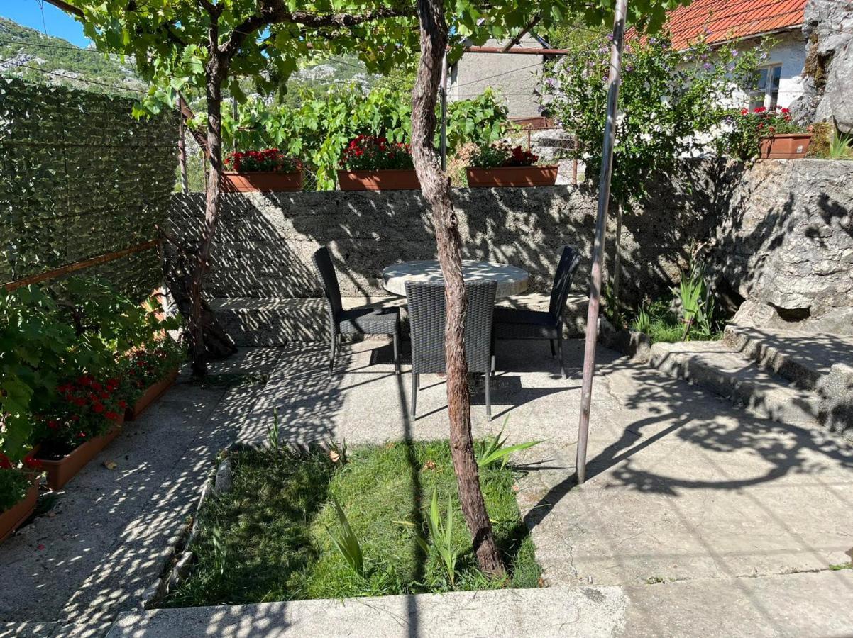 Una Apartment Cetinje Esterno foto