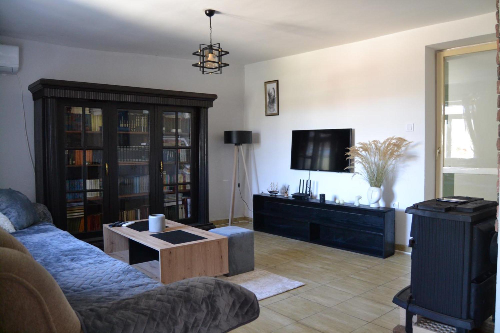 Una Apartment Cetinje Esterno foto